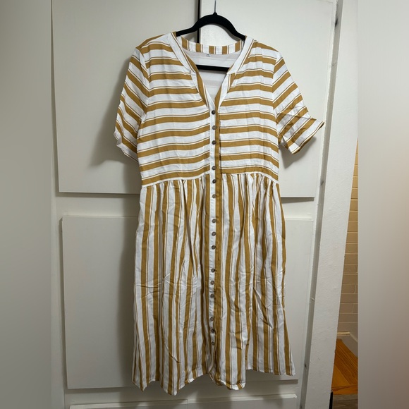 XL Ladies Petalush Dress - Picture 1 of 3